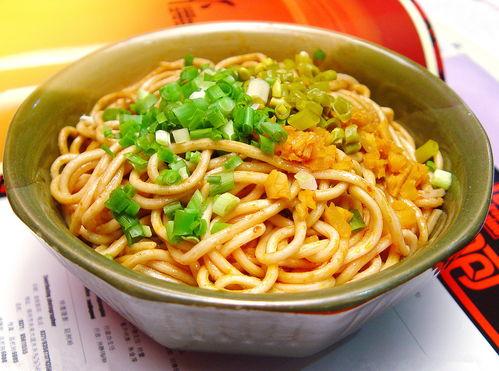 西安美食爆料热干面视频,传统美食新演绎 第1张 西安美食爆料热干面视频,传统美食新演绎 第1张